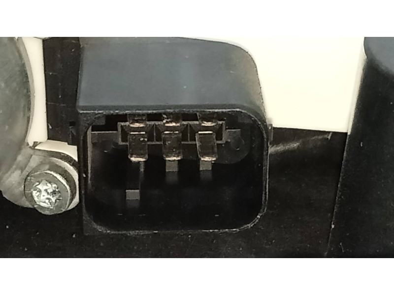 Recambio de elevalunas trasero derecho para mercedes clase cla (w117) cla 220 cdi edition 1 (117.303) referencia OEM IAM A204760