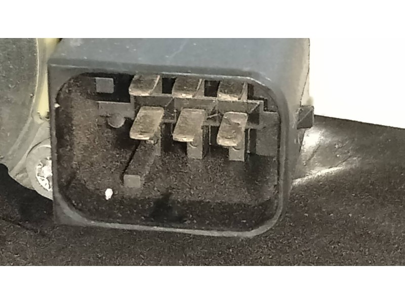 Recambio de elevalunas delantero izquierdo para mercedes clase cla (w117) cla 220 cdi edition 1 (117.303) referencia OEM IAM A20 Recambio de elevalunas delantero izquierdo para mercedes clase cla (w117) cla 220 cdi edition 1 (117.303) referencia OEM IAM A20