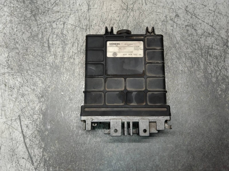 Recambio de centralita motor uce para volkswagen passat berlina (3a2) cl referencia OEM IAM 5WP4130 037906022GD 