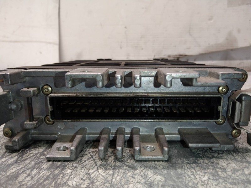 Recambio de centralita motor uce para volkswagen passat berlina (3a2) cl referencia OEM IAM 5WP4130 037906022GD 