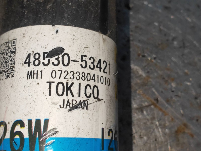 Recambio de amortiguador trasero derecho para lexus is 300h referencia OEM IAM 4853053421  