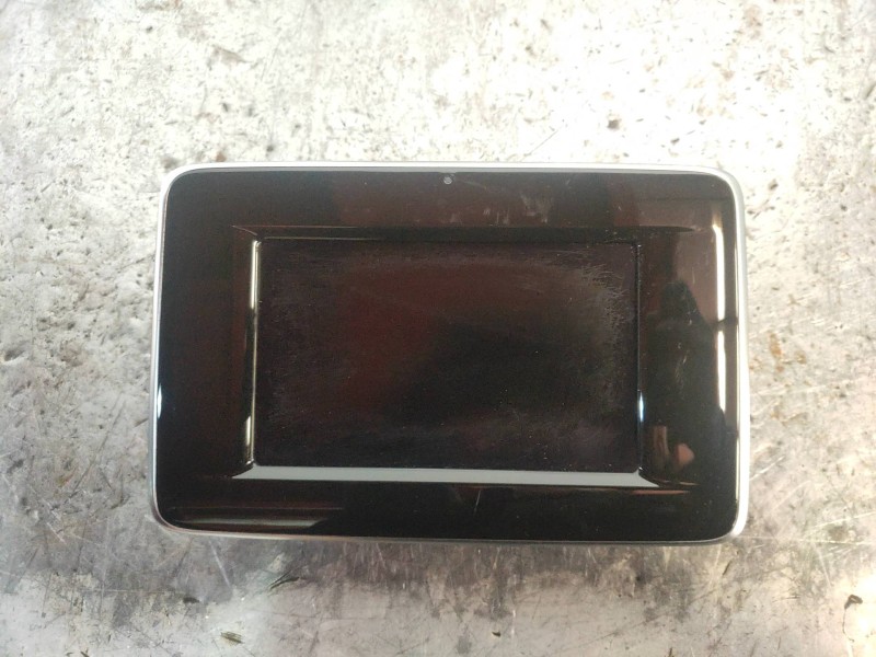 Recambio de pantalla multifuncion para mercedes clase b (w246) b 220 4matic (246.247) referencia OEM IAM A2469001203 A2469013702