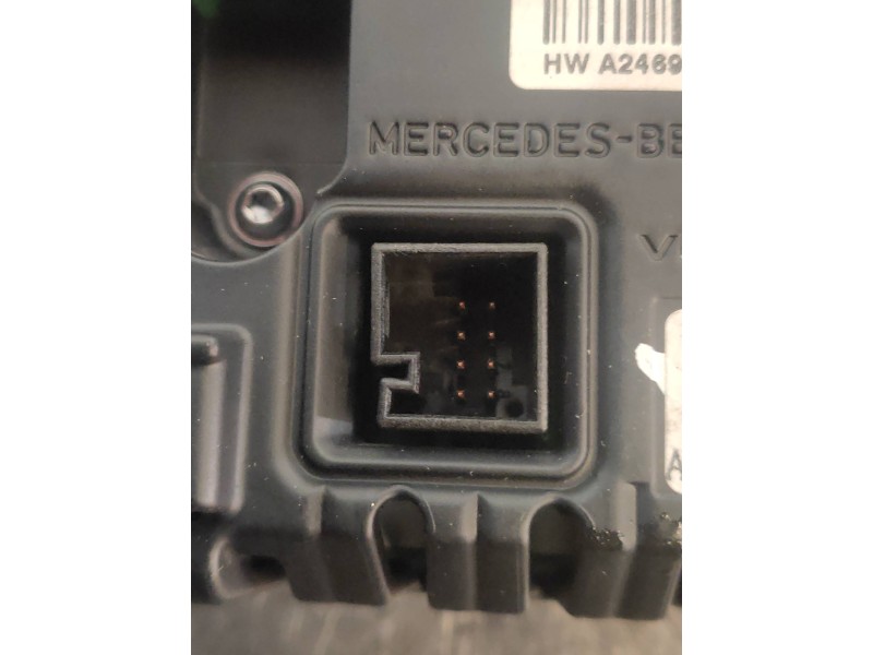 Recambio de pantalla multifuncion para mercedes clase b (w246) b 220 4matic (246.247) referencia OEM IAM A2469001203 A2469013702