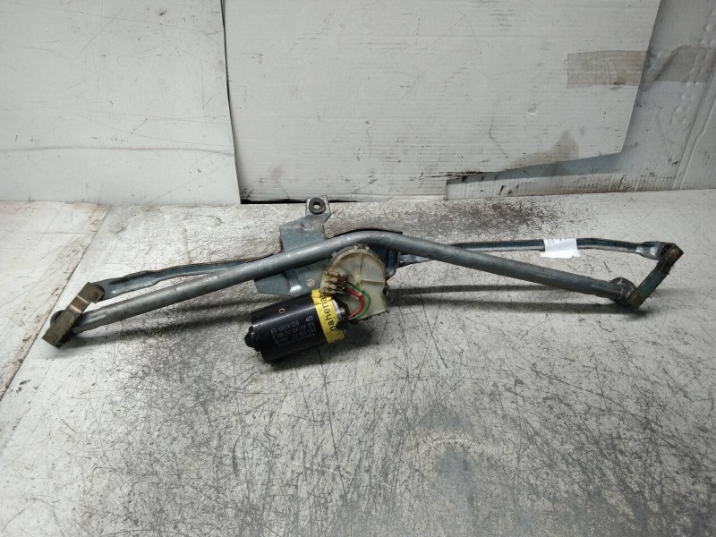 Recambio de motor limpia delantero para volkswagen passat berlina (3a2) cl referencia OEM IAM 0390241108 357955113C 