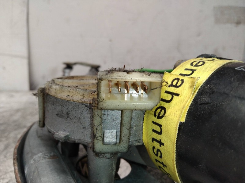 Recambio de motor limpia delantero para volkswagen passat berlina (3a2) cl referencia OEM IAM 0390241108 357955113C 