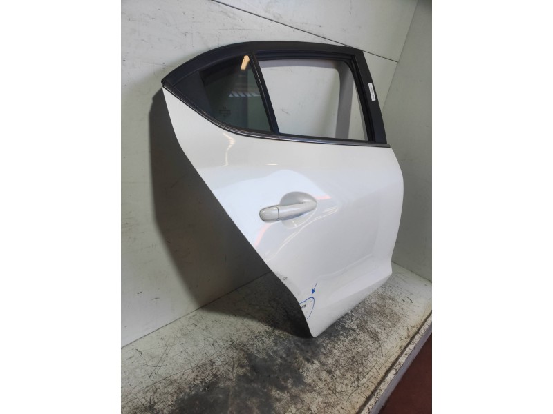 Recambio de puerta trasera derecha para mazda 3 lim. () style referencia OEM IAM   