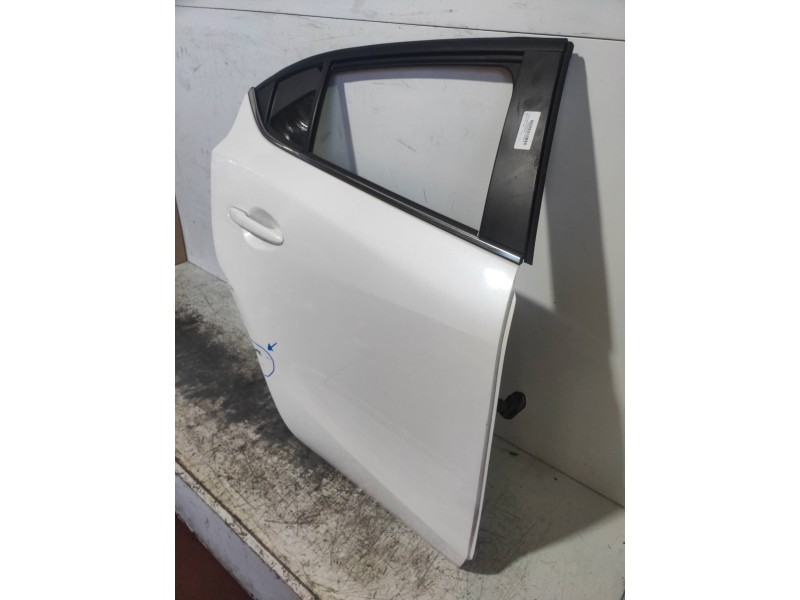 Recambio de puerta trasera derecha para mazda 3 lim. () style referencia OEM IAM   