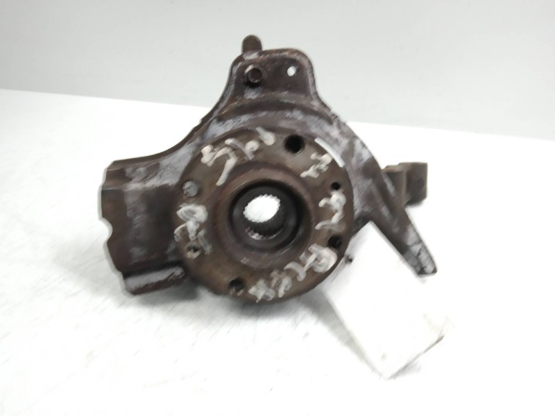 Recambio de mangueta delantera derecha para alfa romeo 145 1.4 cat referencia OEM IAM   