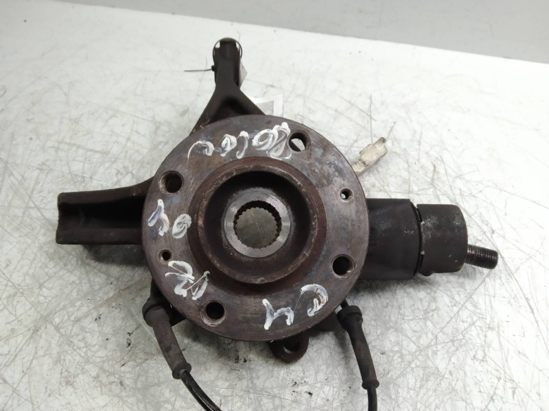 Recambio de mangueta delantera izquierda para citroen c4 coupe vts referencia OEM IAM   