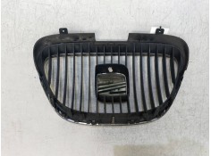 Recambio de rejilla delantera para seat altea (5p1) reference referencia OEM IAM    2