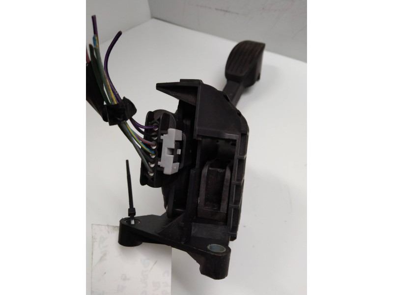 Recambio de potenciometro pedal para fiat nuova 500 (150) lounge referencia OEM IAM C497  