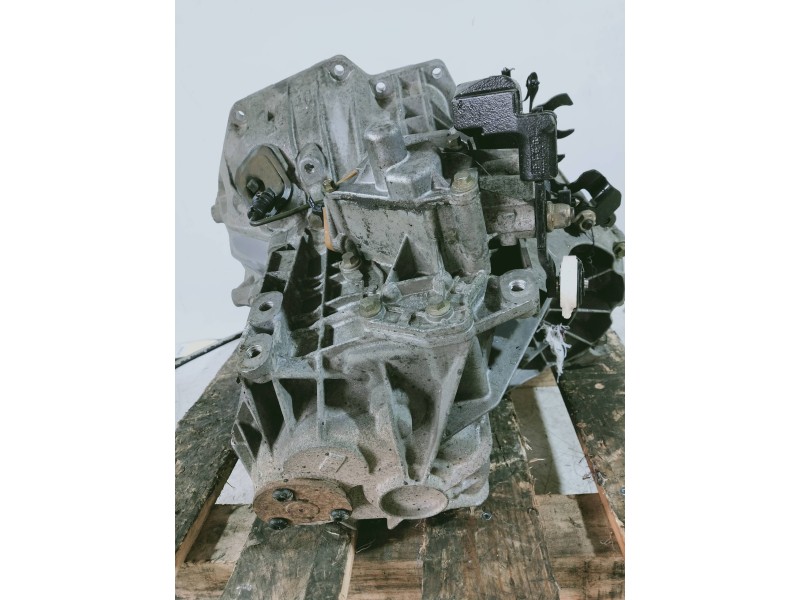 Recambio de caja cambios para ford mondeo berlina (gd) clx referencia OEM IAM XS7R7002JB 1GE2 9H02 000065 5V