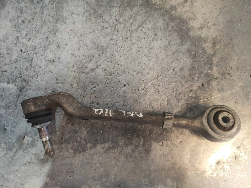 Recambio de brazo suspension superior delantero izquierdo para bmw serie 3 lim. (f30) 318d referencia OEM IAM 6852299104 6857329