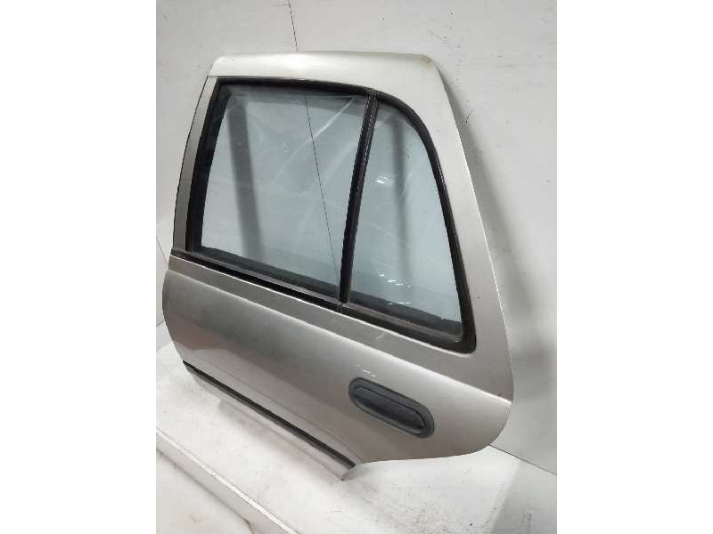 Recambio de puerta trasera izquierda para nissan sunny berlina (n14) lx referencia OEM IAM   