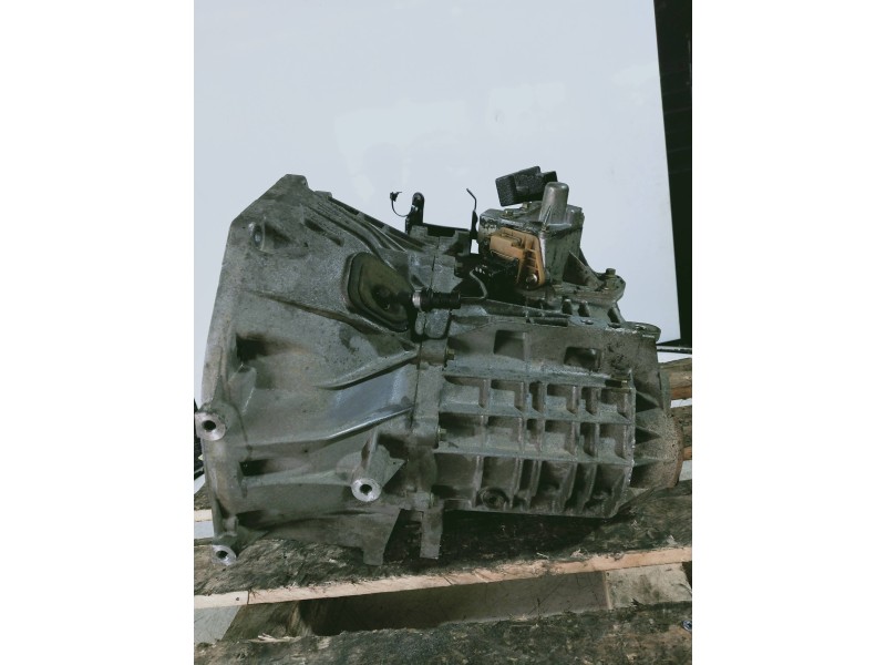 Recambio de caja cambios para ford mondeo berlina (gd) clx referencia OEM IAM XS7R7002JB 1GE2 9H02 000065 5V