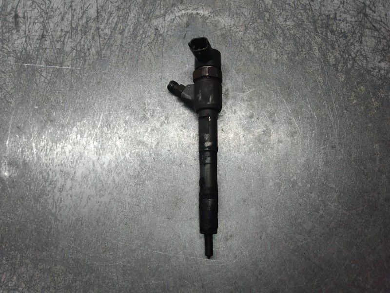 Recambio de inyector para suzuki swift berlina (mz) gl (3-ptas.) referencia OEM IAM 0445110083  