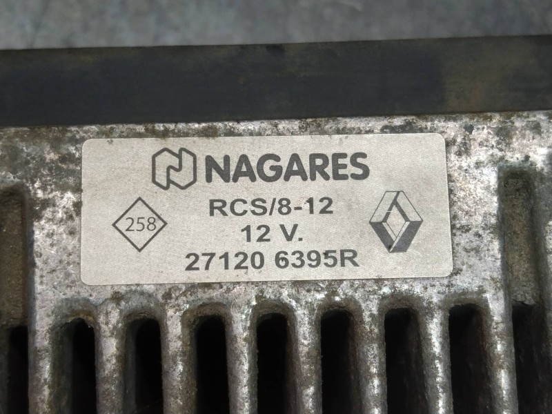 Recambio de caja precalentamiento para renault kangoo profesional referencia OEM IAM 271206395R  