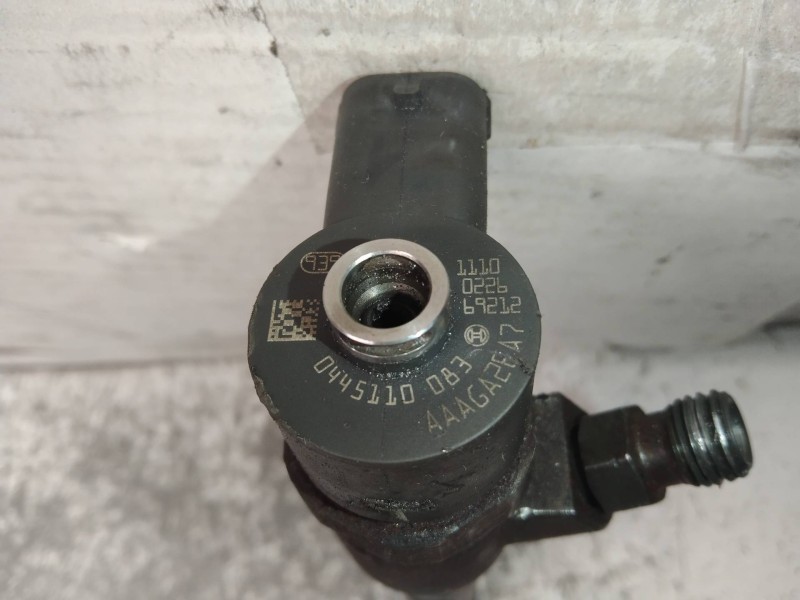 Recambio de inyector para suzuki swift berlina (mz) gl (3-ptas.) referencia OEM IAM 0445110083  