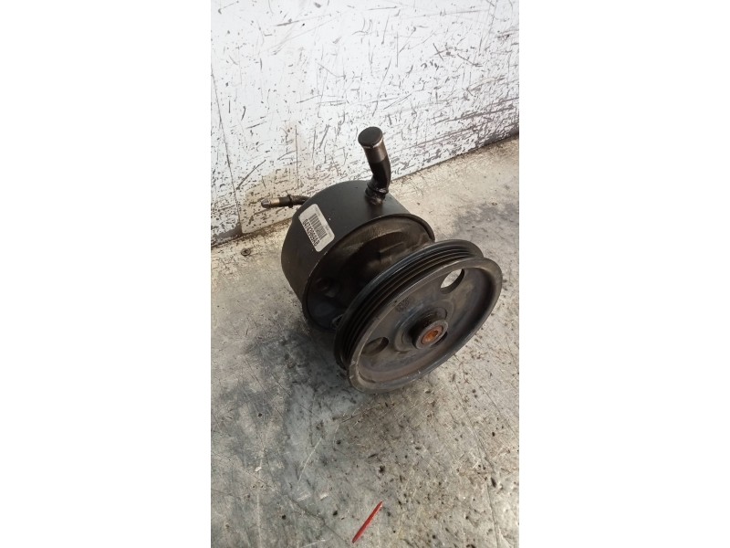 Recambio de bomba direccion para chrysler voyager (rg) 2.4 lx (i) referencia OEM IAM 04743969AB  