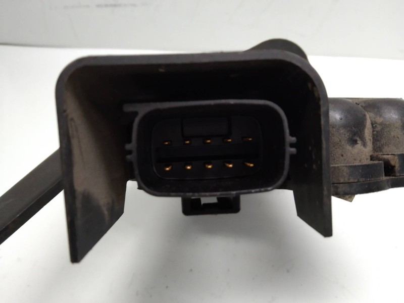 Recambio de potenciometro pedal para ford transit mod.2000 caja abierta 2.4 tdci referencia OEM IAM YC159F835BD  