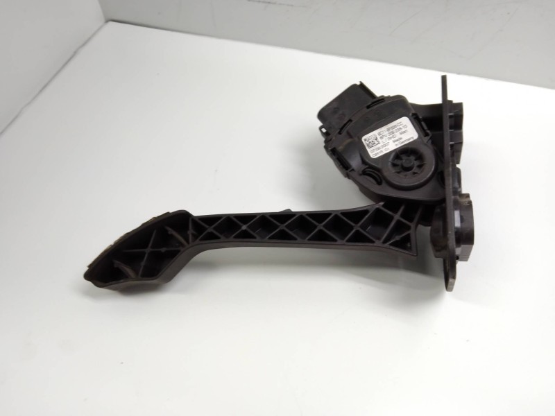 Recambio de potenciometro pedal para ford transit caja cerrada ´06 2.2 tdci cat referencia OEM IAM 6PV00923810 6C119F836CC 