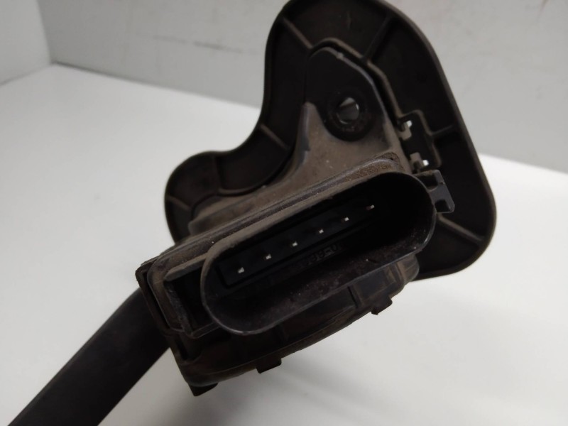 Recambio de potenciometro pedal para ford transit caja cerrada ´06 2.2 tdci cat referencia OEM IAM 6PV00923810 6C119F836CC 