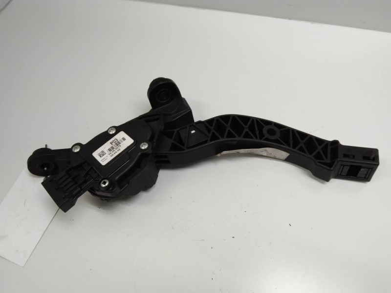 Recambio de potenciometro pedal para hyundai i30 (gd) 1.6 crdi cat referencia OEM IAM 327003XXXX  