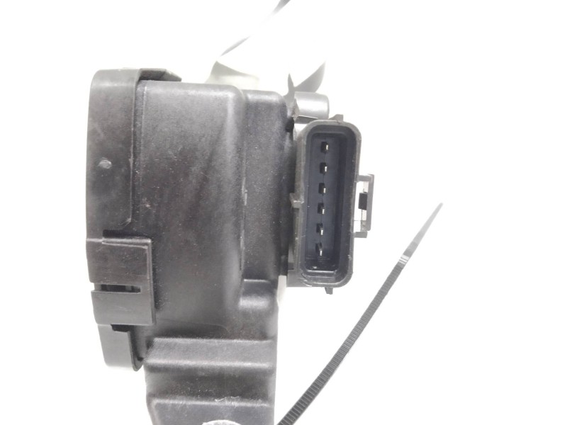 Recambio de potenciometro pedal para hyundai ix35 1.7 crdi cat referencia OEM IAM 327272S000  