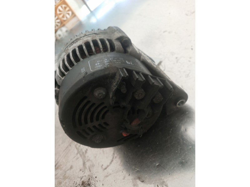 Recambio de alternador para ford fiesta berl./courier surf referencia OEM IAM 0120485029 BOSCH 