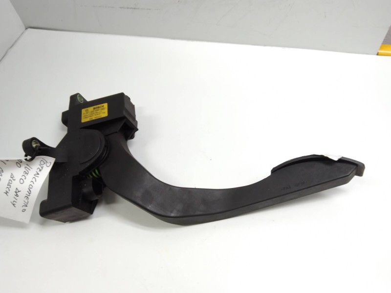 Recambio de potenciometro pedal para iveco daily caja cerrada (1999 =>) 3.0 diesel cat referencia OEM IAM 0281002632 504061734 