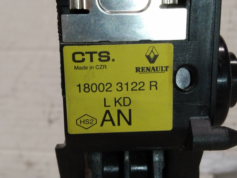 Recambio de potenciometro pedal para dacia dokker 1.5 dci diesel fap cat referencia OEM IAM 180023122R  