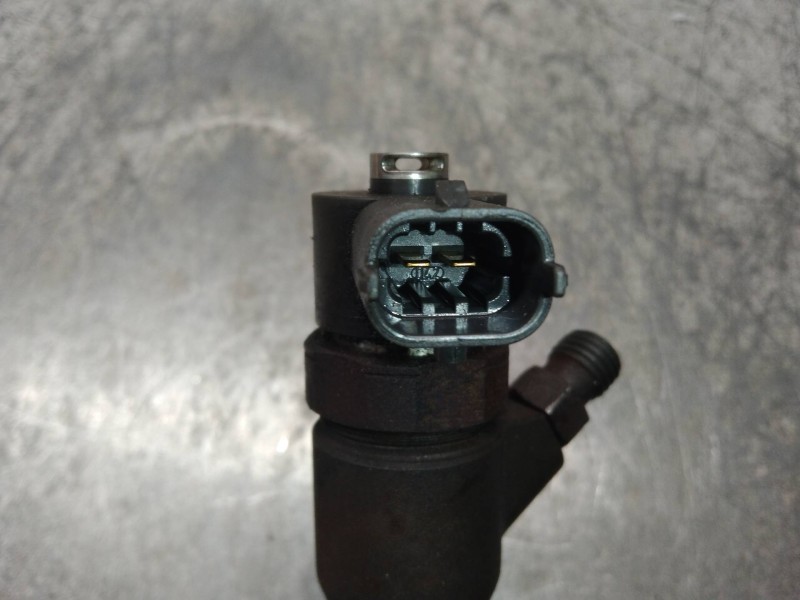 Recambio de inyector para suzuki swift berlina (mz) gl (3-ptas.) referencia OEM IAM 0445110083  