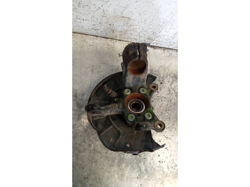 Recambio de mangueta delantera izquierda para volkswagen golf v berlina (1k1) highline referencia OEM IAM   