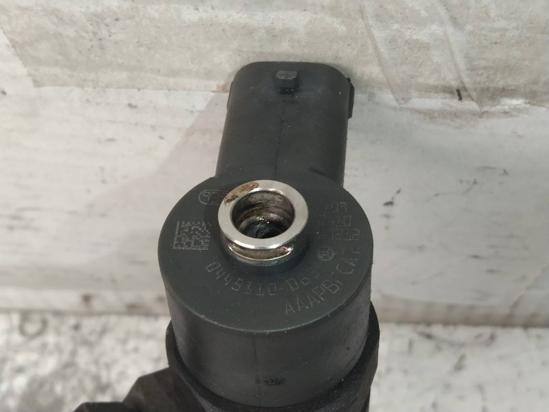 Recambio de inyector para suzuki swift berlina (mz) gl (3-ptas.) referencia OEM IAM 0445110083  