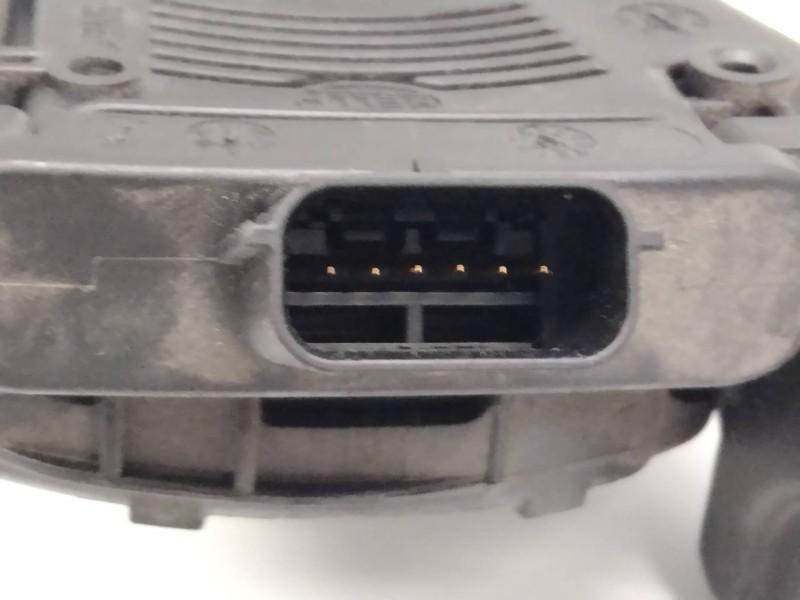 Recambio de potenciometro pedal para jeep gr. cherokee (wh) 3.0 crd overland referencia OEM IAM 6PV93390319 53013904AB 