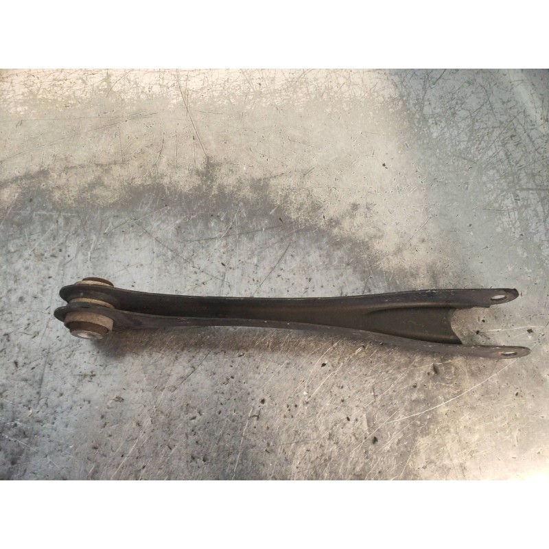 Recambio de brazo suspension superior trasero derecho para bmw serie 3 lim. (f30) 318d referencia OEM IAM 679252504  