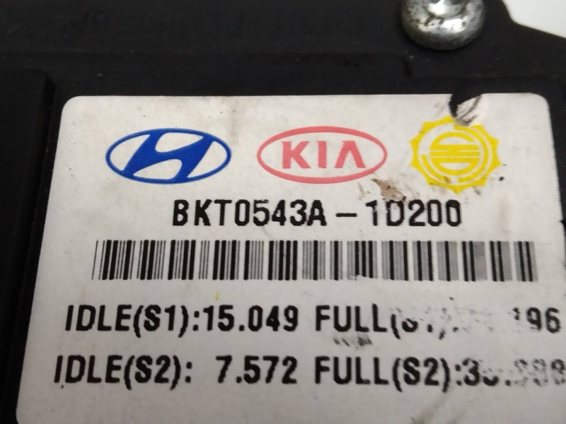 Recambio de potenciometro pedal para kia carens (un) 2.0 crdi referencia OEM IAM 327261D200 BKT0543A1D200 