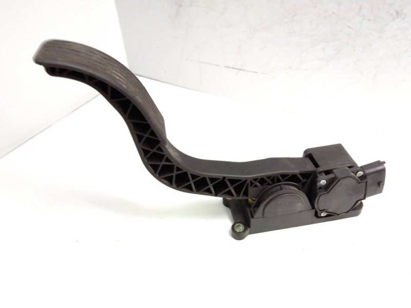 Recambio de potenciometro pedal para kia carnival ii 2.9 crdi cat referencia OEM IAM 0281002541 OK53C41600 