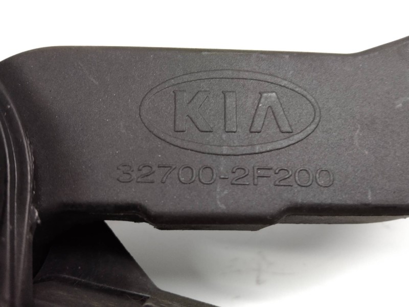 Recambio de potenciometro pedal para kia cerato 2.0 turbodiesel cat referencia OEM IAM 327002F200  