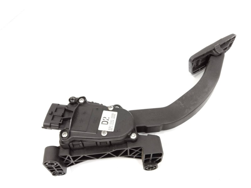 Recambio de potenciometro pedal para kia cerato 2.0 turbodiesel cat referencia OEM IAM 327002FXXX  