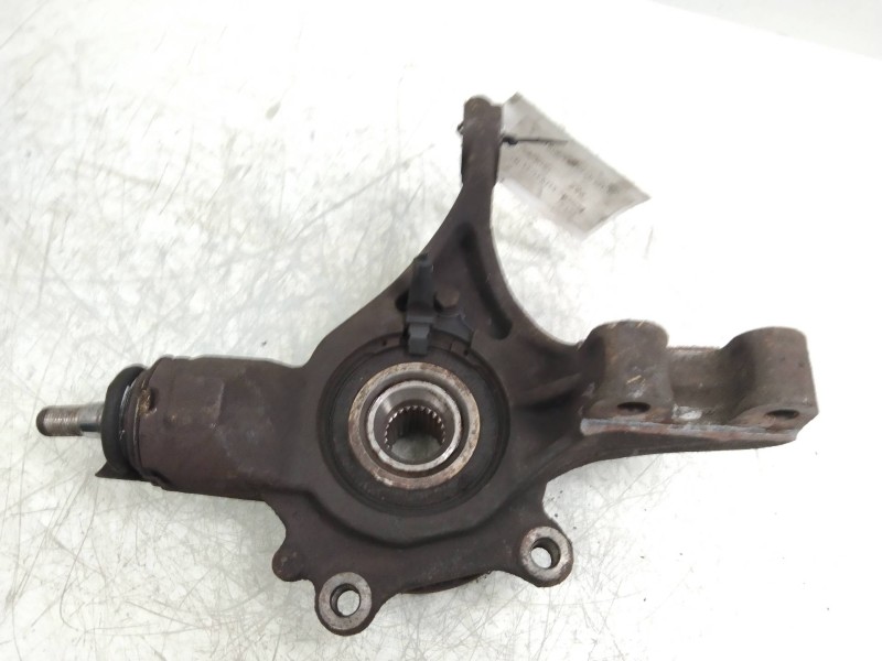 Recambio de mangueta delantera izquierda para citroen c4 berlina 1.4 16v referencia OEM IAM   
