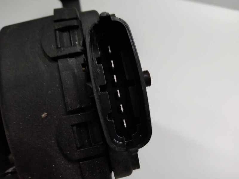 Recambio de potenciometro pedal para kia cee´d sporty wagon active referencia OEM IAM 32700XXXXX  