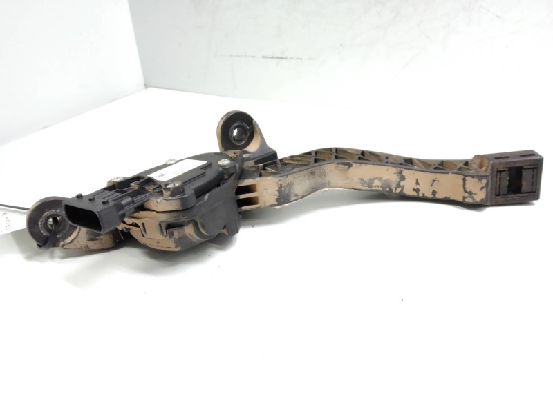 Recambio de potenciometro pedal para kia cee´d 1.6 crdi cat referencia OEM IAM 327003XXXX  