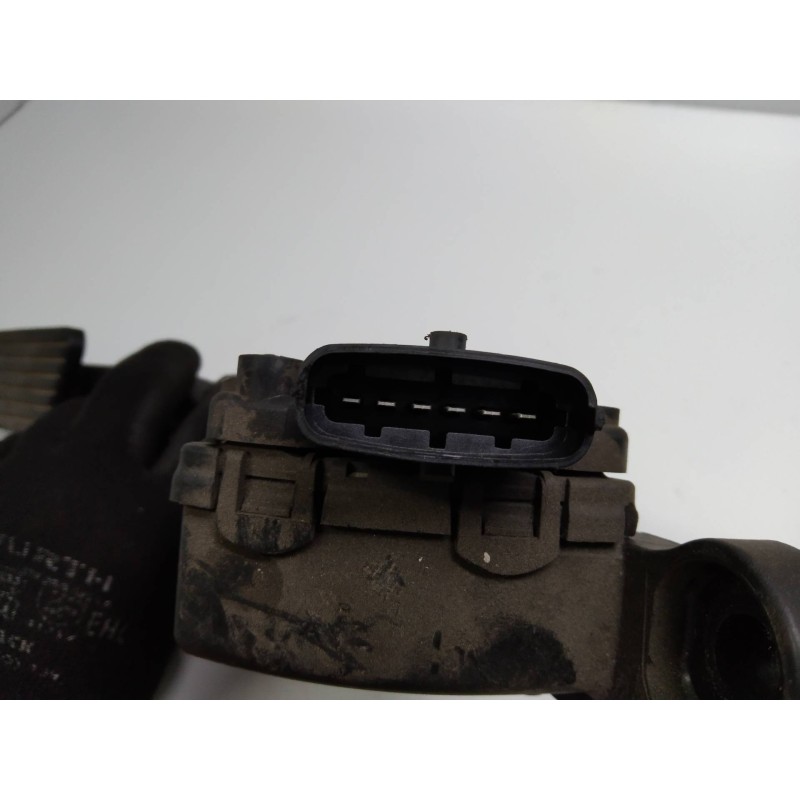 Recambio de potenciometro pedal para kia sportage 2.0 turbodiesel cat referencia OEM IAM 327001FXXX  