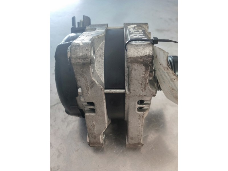 Recambio de alternador para ford fiesta (ccn) black edition referencia OEM IAM MS1042101731 CV610300BC 