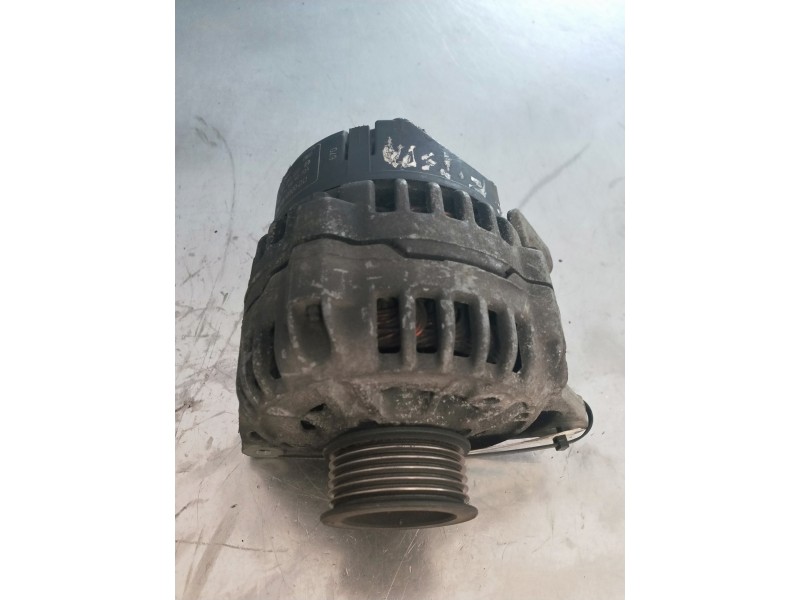 Recambio de alternador para ford fiesta berlina valore referencia OEM IAM 0123310023 BOSCH 