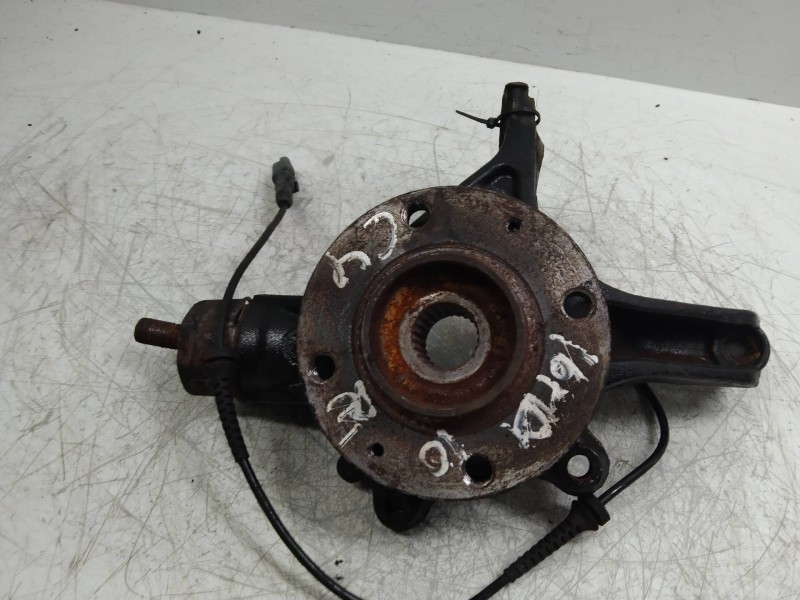 Recambio de mangueta delantera derecha para citroen c4 lim. 1.6 hdi fap referencia OEM IAM   