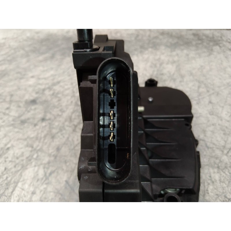 Recambio de motor cierre centralizado delantero izquierdo para ford focus lim. 1.6 tdci cat referencia OEM IAM BM5AA21813AF 9217