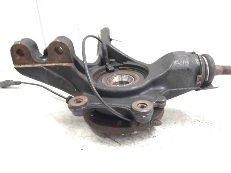 Recambio de mangueta delantera derecha para citroen c4 lim. 1.6 hdi fap referencia OEM IAM   