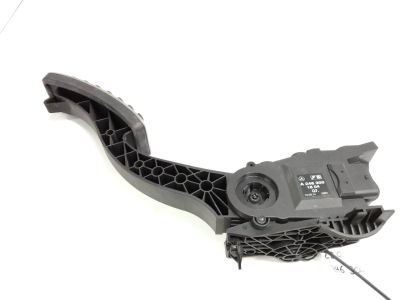 Recambio de potenciometro pedal para mercedes clase cla (w117) shooting brake cla 220 d (117.903) referencia OEM IAM A2463001604